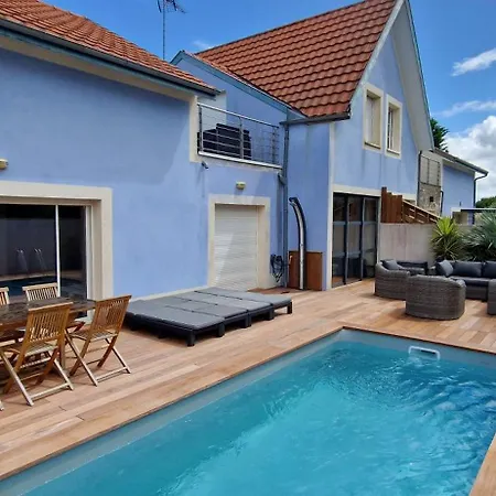 Maison Spacieuse Avec Piscine Proche De La Appartement